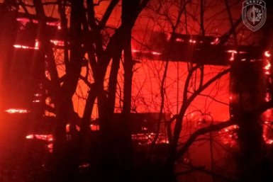 Пожар в селе Воскресеновка произошел ночью 7 октября Амурский центр ГЗ и ПБ