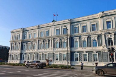 В XIX веке - дом богатого купца, в XXI - здание мэрии Юлия Ожегова, ИА PriamurMedia