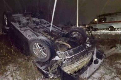 Водитель Toyota Kluger погиб после опрокидывания машины телеграм-канал &quotАндрей Горюнов&quot (18+)