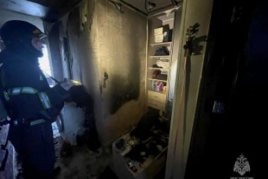 Пожарные оперативно ликвидировали огонь в девятиэтажке ГУ МЧС России по Амурской области