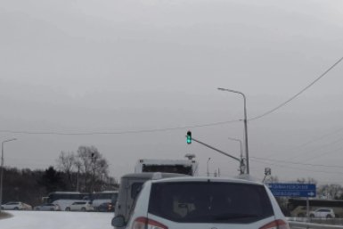 Из-за снегопада в Свободном встало движение телеграм-канал &quotНепростой Свободный&quot (18+)