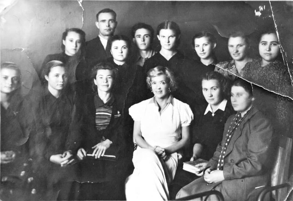 Марина Ладынина в Благовещенске в 1957 году